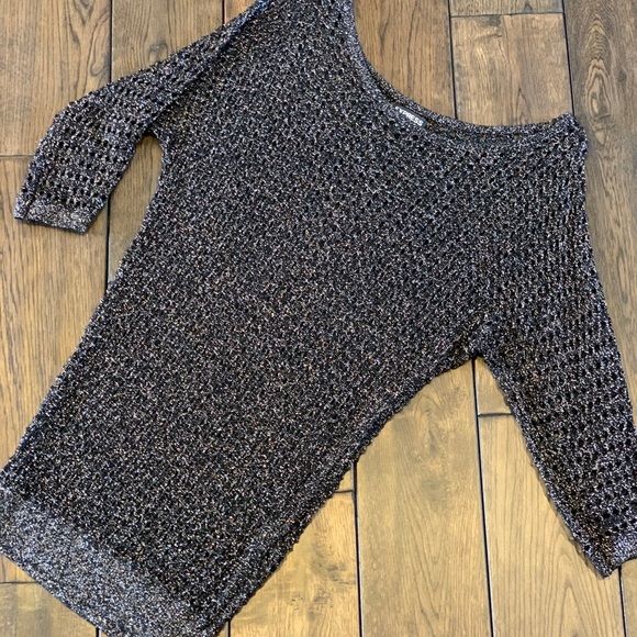 ⭐️2 for $30⭐️Express Women’s Knitted Sweater - Picture 2 of 8